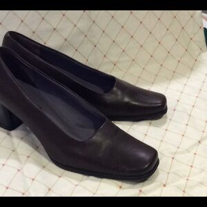 Women’s Brown Leather Shoes